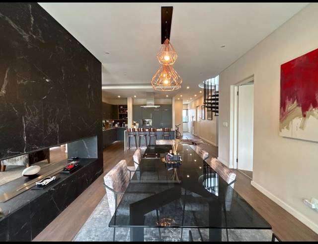 4 BEDROOM APARTMENT FOR SALE IN BRYANSTON